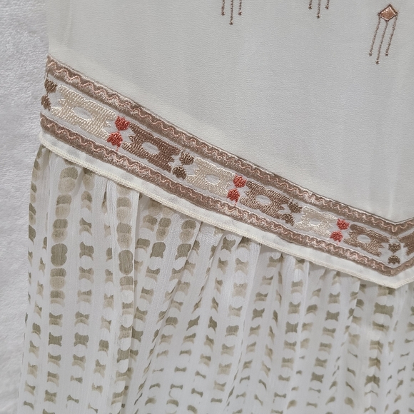 Anthropologie One September Embroidered Calliope - Picture 3 of 7